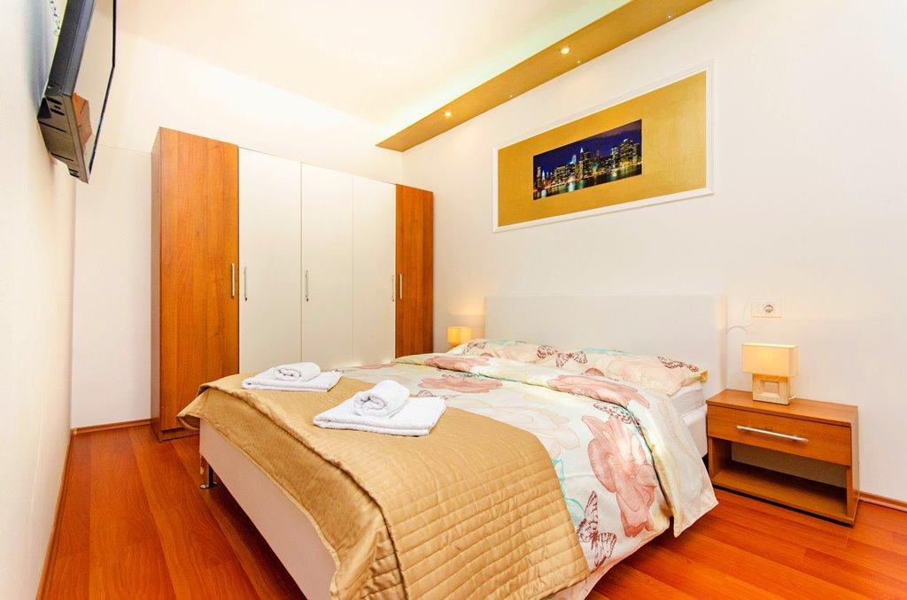 Violet Sea Breeze Apartment Сплит Екстериор снимка