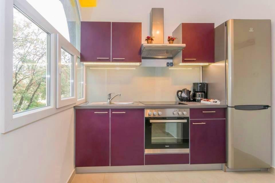 Violet Sea Breeze Apartment Сплит Екстериор снимка