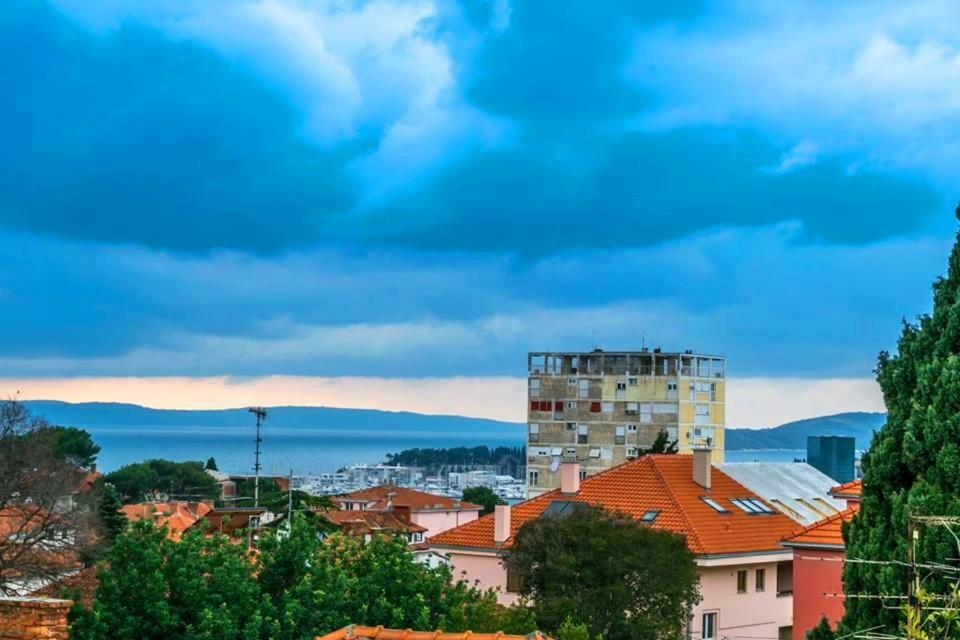 Violet Sea Breeze Apartment Сплит Екстериор снимка